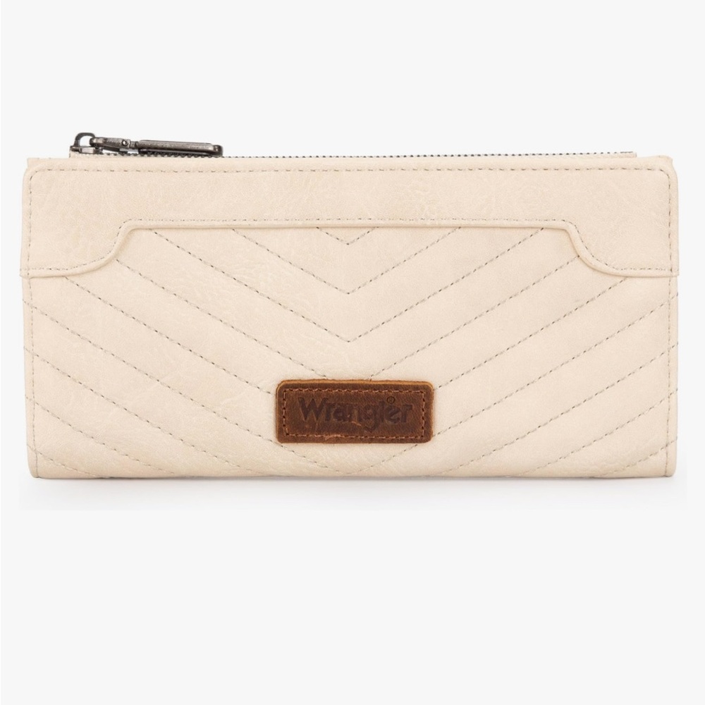 Wrangler Minimalist Wallet for Women, Credit Card Wallet Large